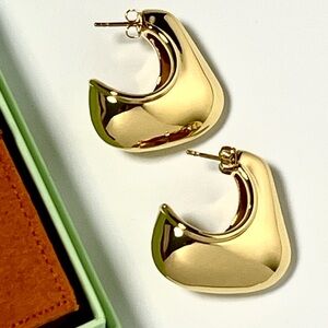 MISSOMA Super Chunkie Hoop style earrings in gold